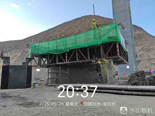 93bf1a0b0c093b5589881a93a8c2f07.jpg